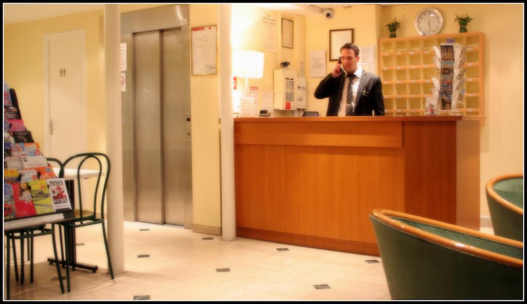 Pax Hotel Paris 18E Esterno foto