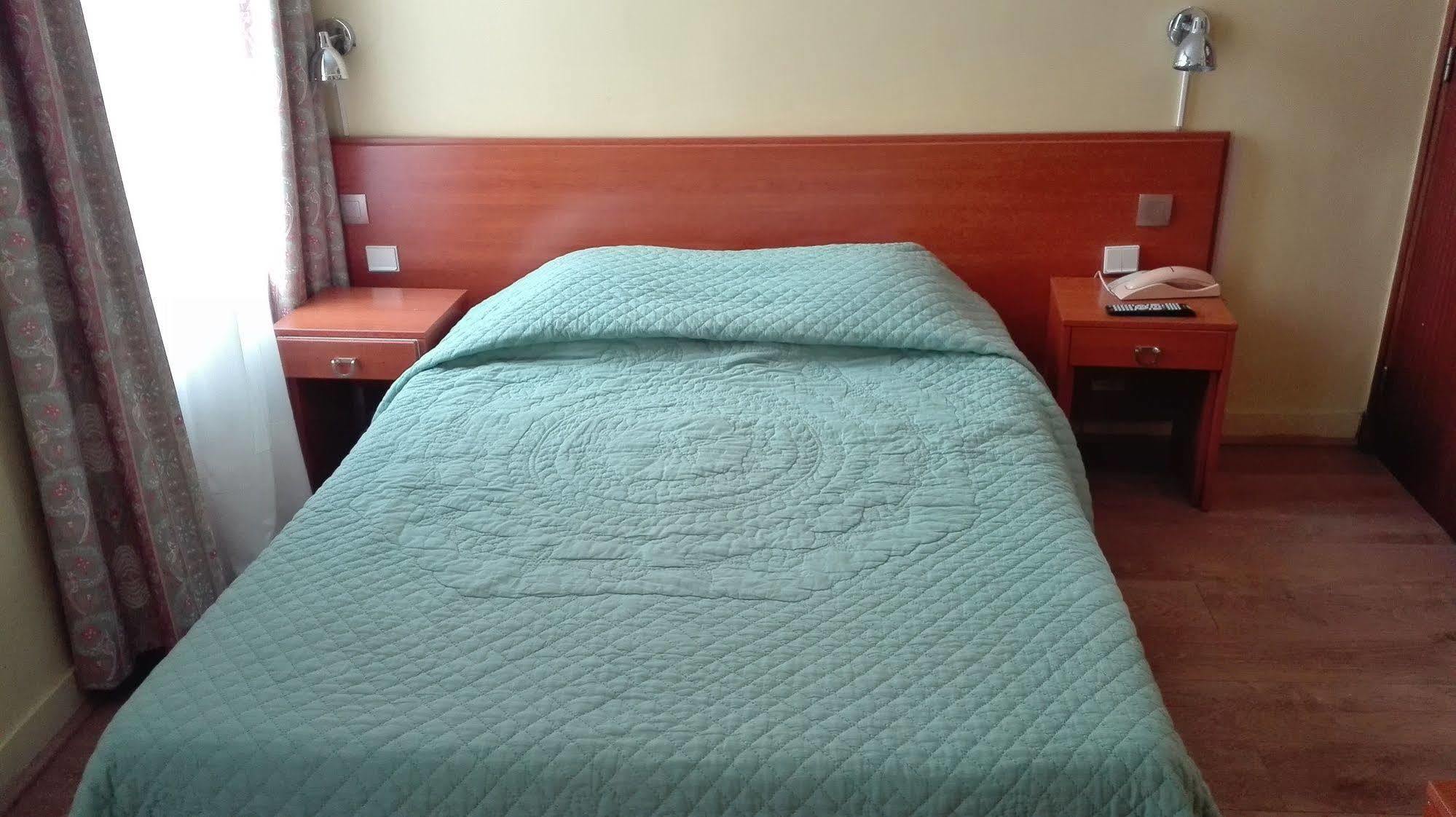 Pax Hotel Paris 18E Esterno foto